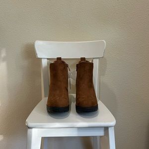 Brown Chunky heel ankle boots